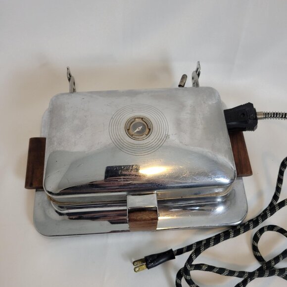 VTG MCM HEATMASTER Waffle Sandwich Maker Tested Made in USA Tested Working Sears - Picture 2 of 8